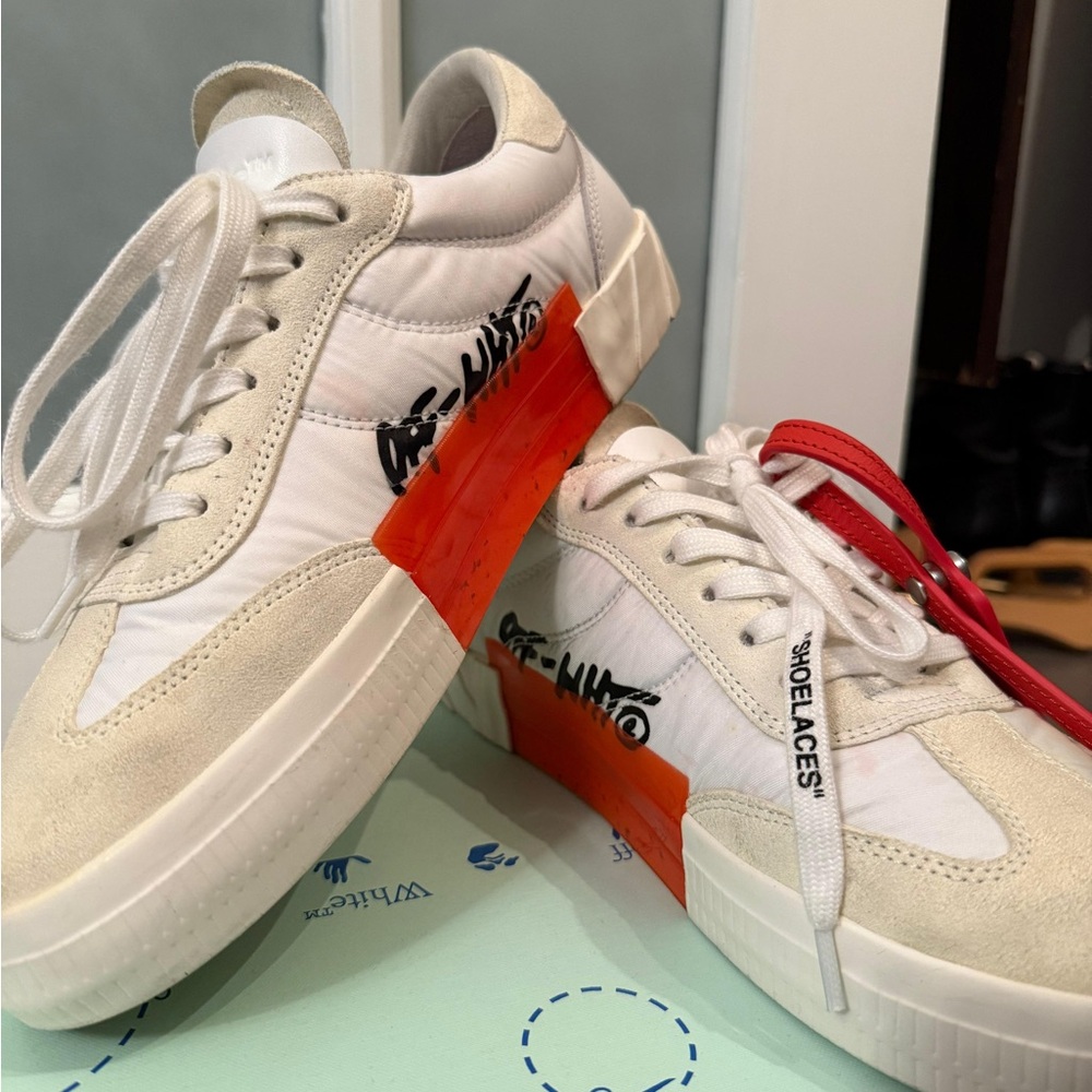 Off-White Sneakers
